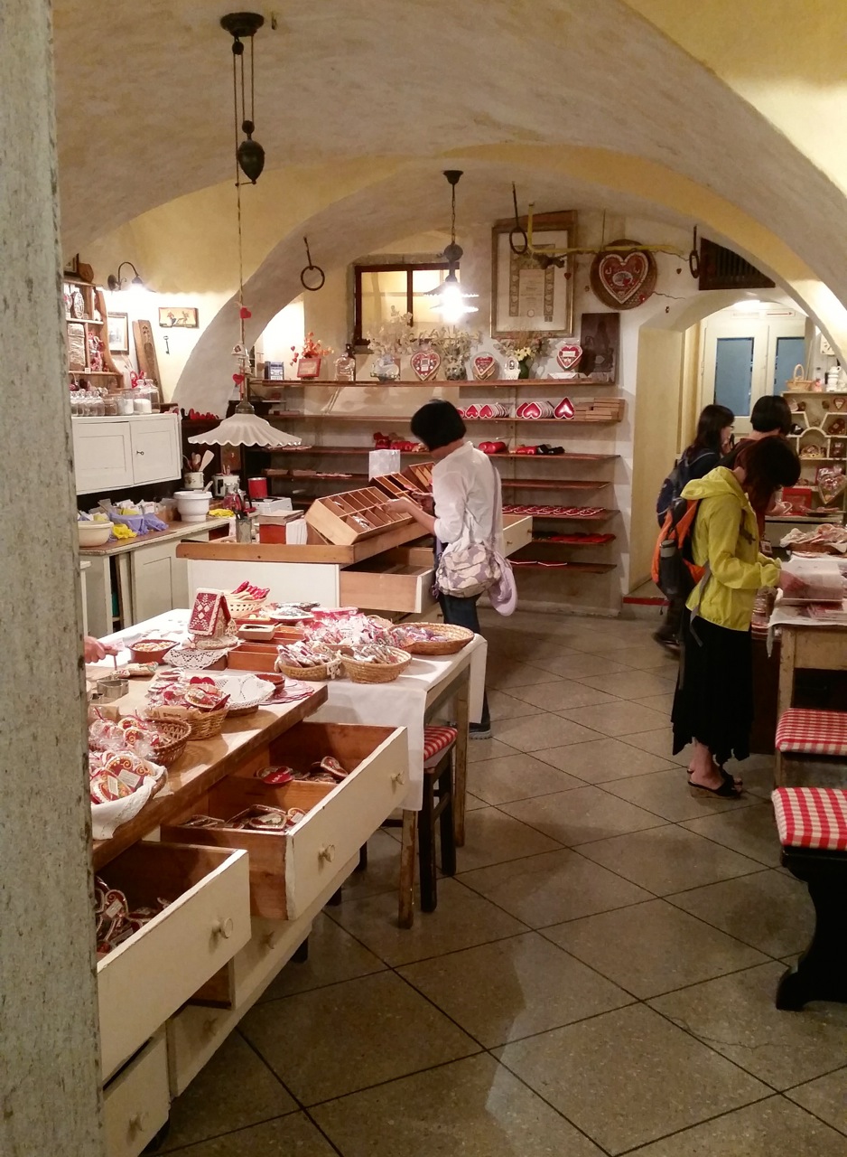 An old-fashioned gingerbread workshop.